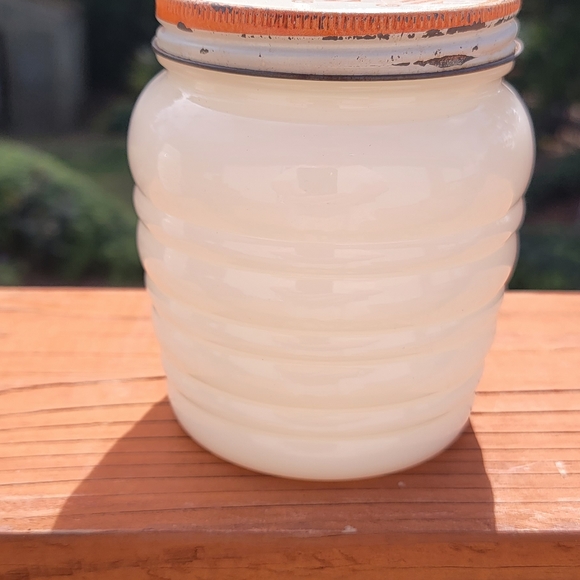 Vintage Ivory Fire King Range shakers & Grease jar w/tulip lid - Picture 7 of 8